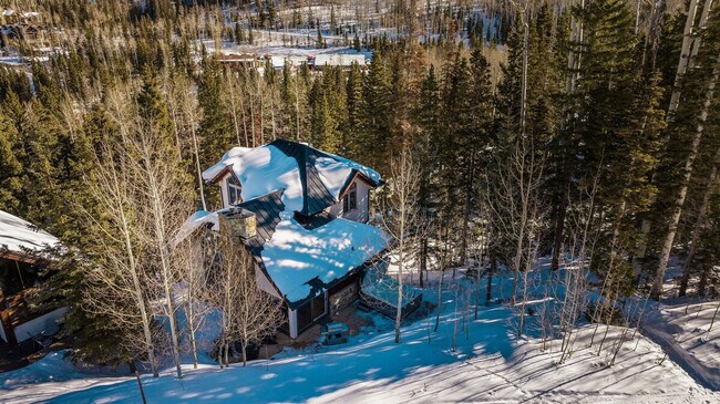 Building Photo - 116 Winterleaf Dr