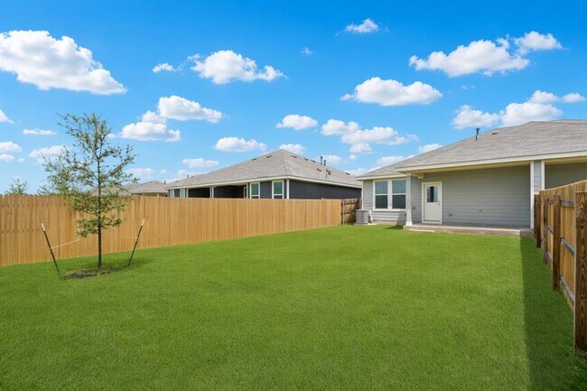 Building Photo - 599 Arnold Lp