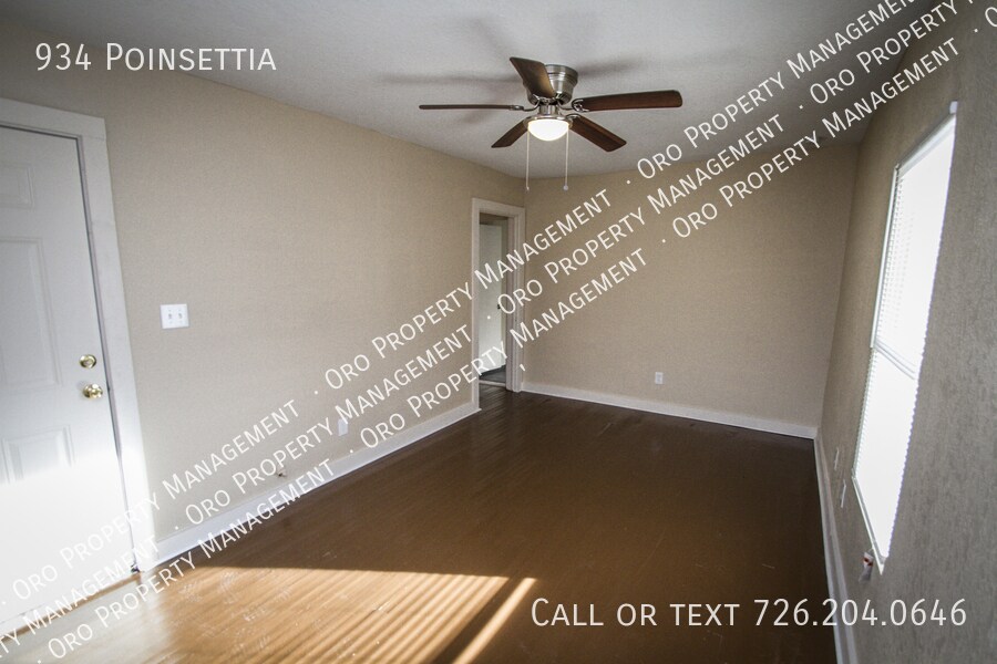 Building Photo - 934 Poinsettia-