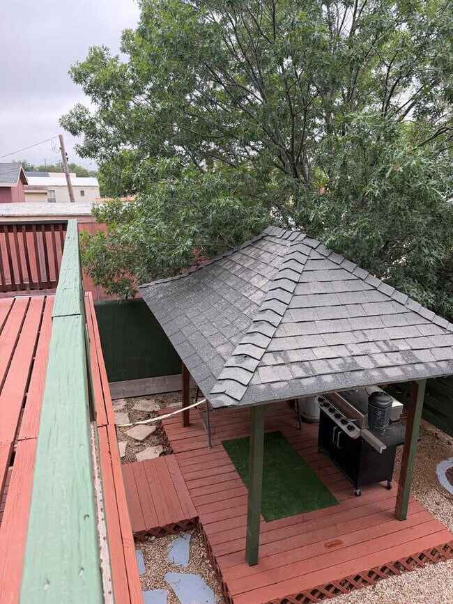 Building Photo - 212 Orchard Dr