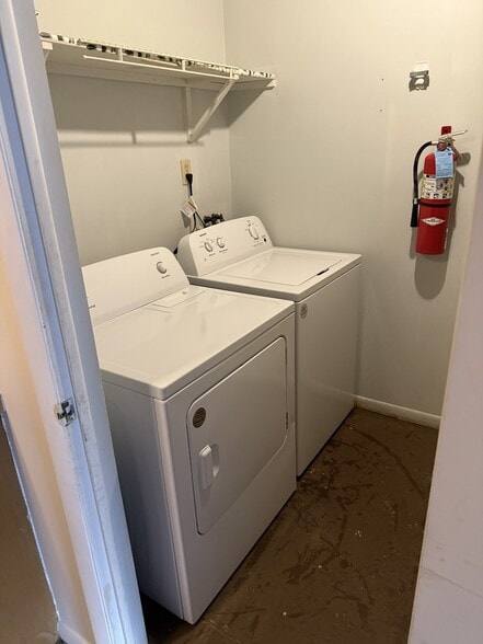 new washer and dryer - 11 Spruce St