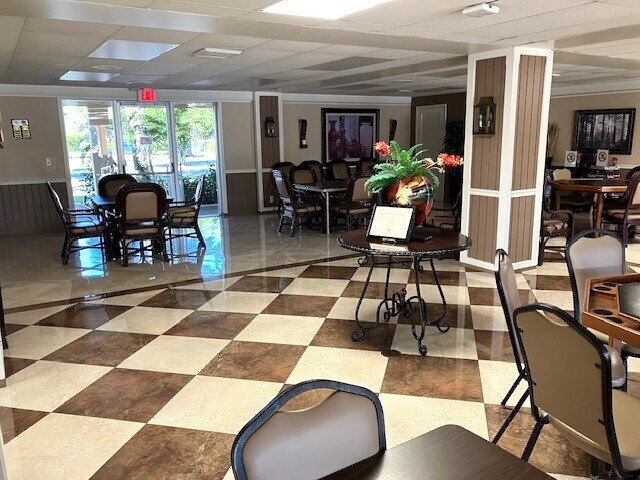 Club house - 317 Lake Evelyn Dr