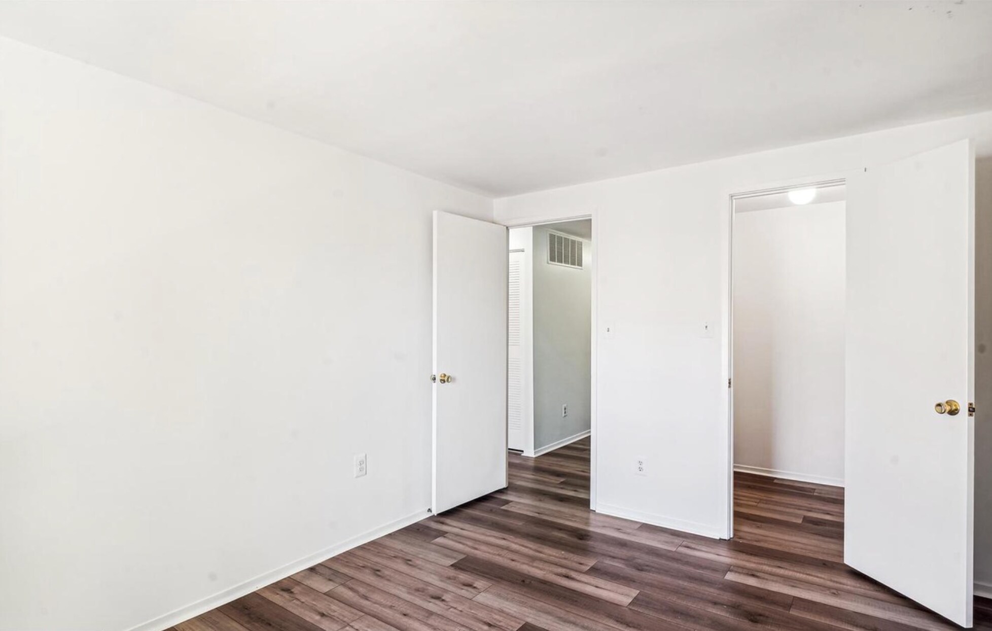 Building Photo - 8851 Welbeck Way