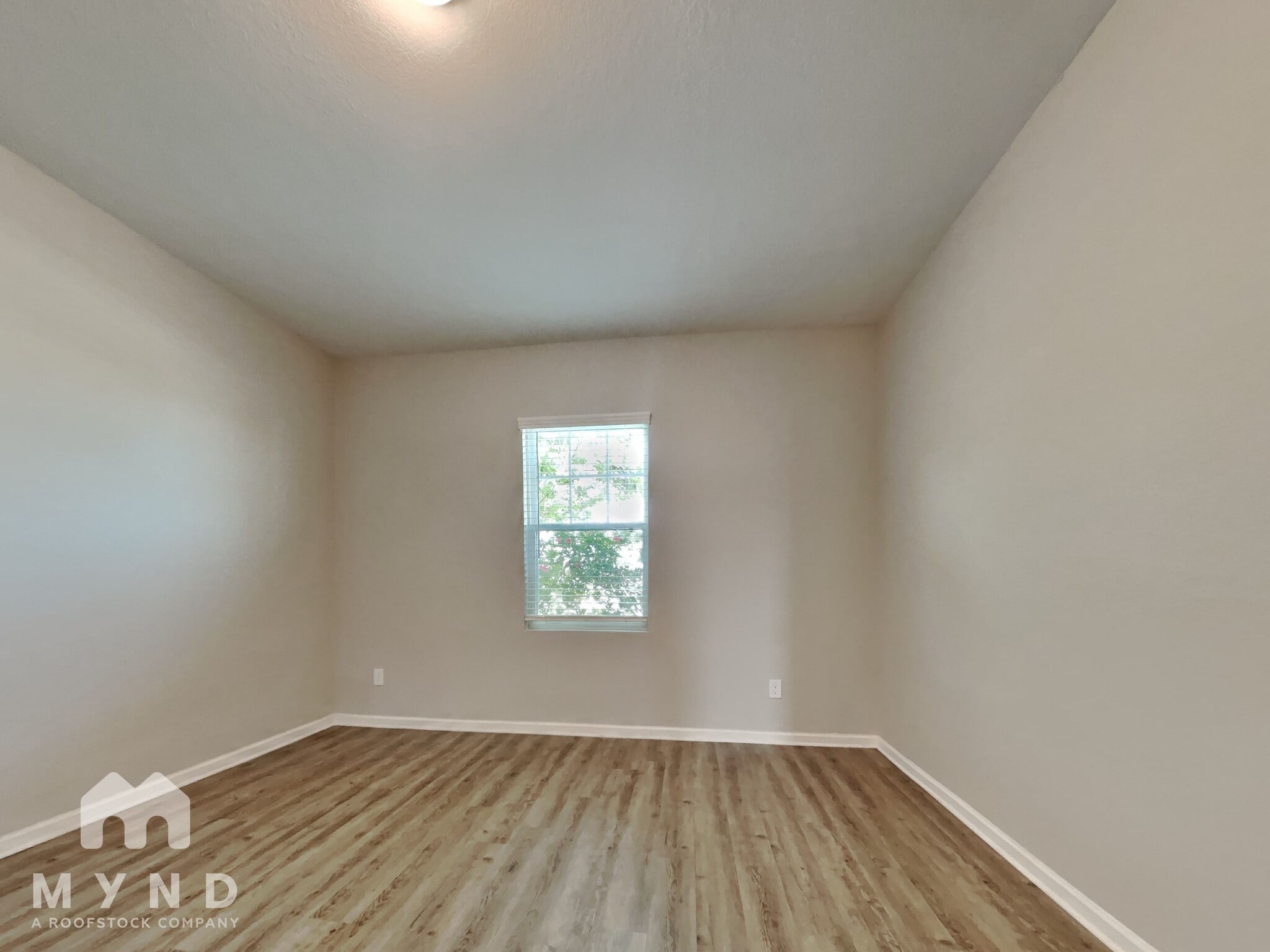 Building Photo - 1033 Water Oak Ln