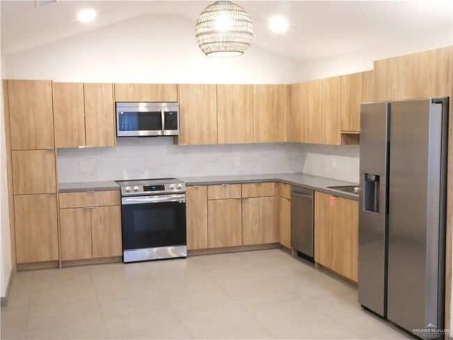 Building Photo - 23 East St