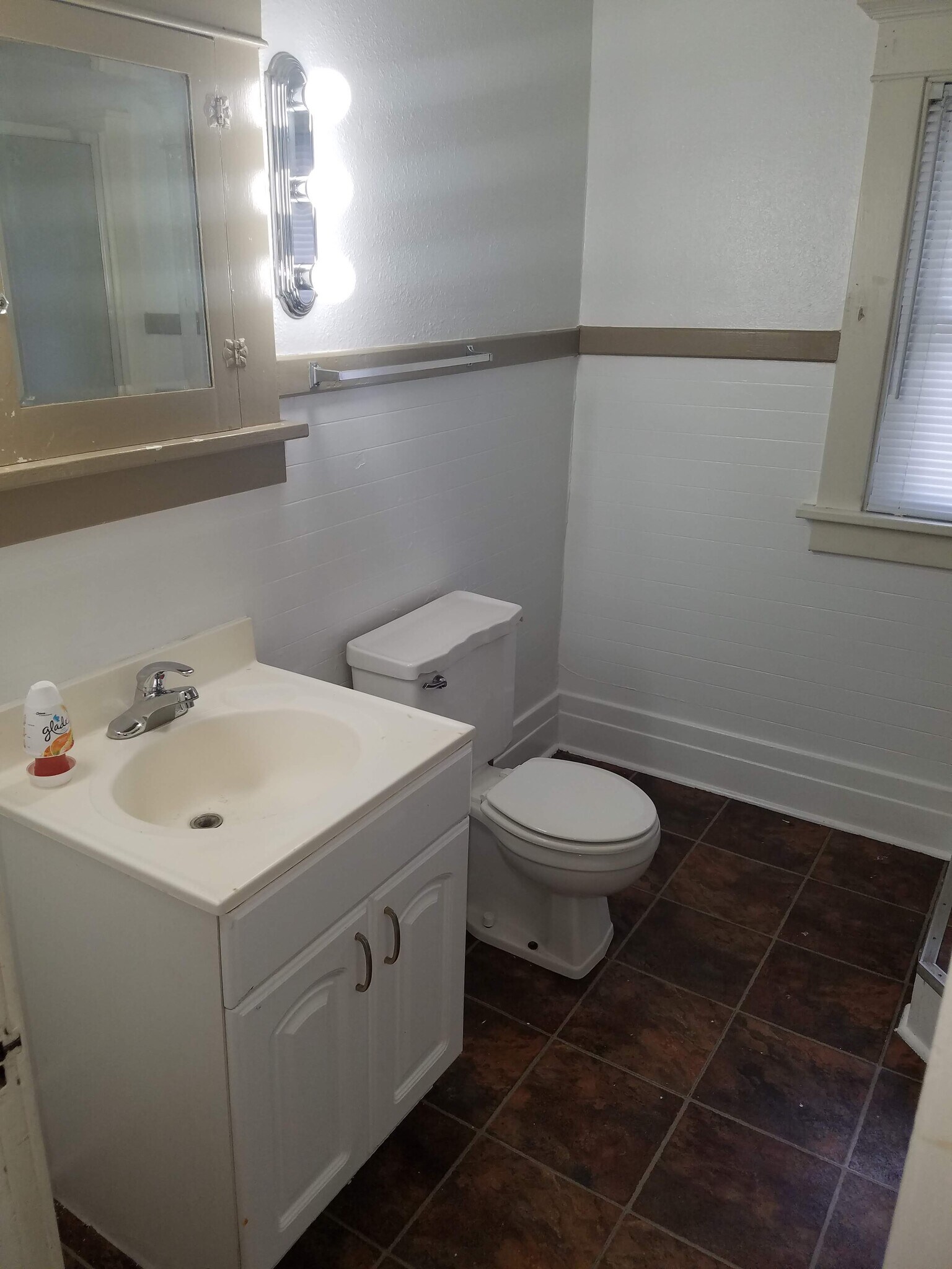 Building Photo - 218 Hammond Ave