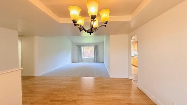 Building Photo - Charming and Move-in Ready, 4BD/2BA, Single-Story Home in Twin Creeks South Estates, San Ramon- A...