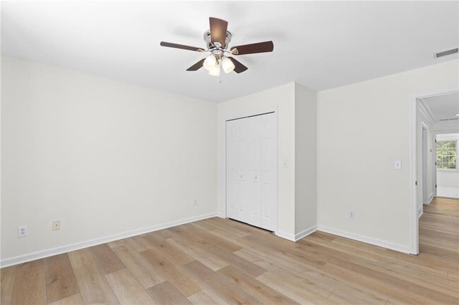 Building Photo - 5941 Wilbanks Dr