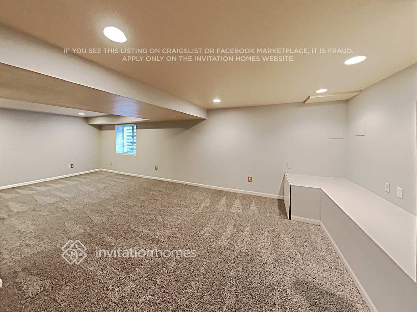 Building Photo - 19744 E Harvard Dr