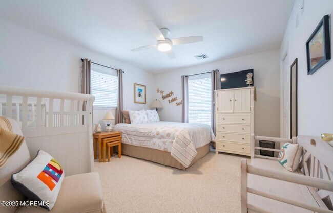 Building Photo - 136 Joseph St