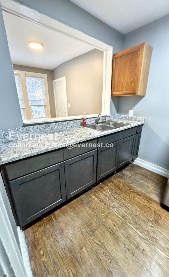 Building Photo - 32 Woodlawn Dr