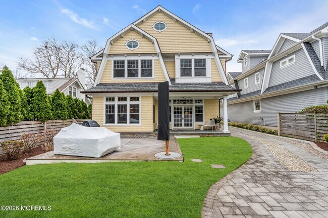 Building Photo - 218 Worthington Ave