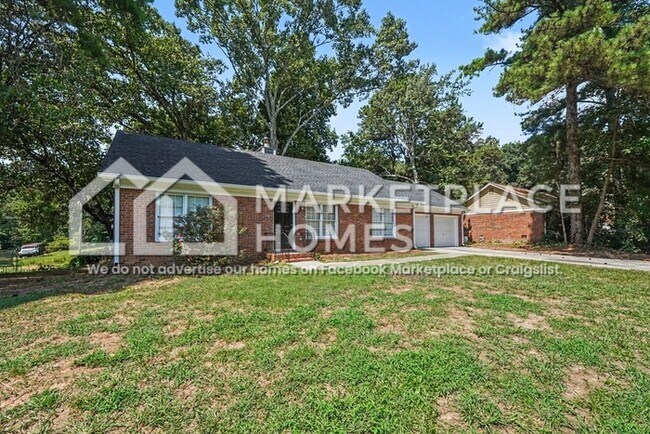 Building Photo - 1025 Walker Pl Dr