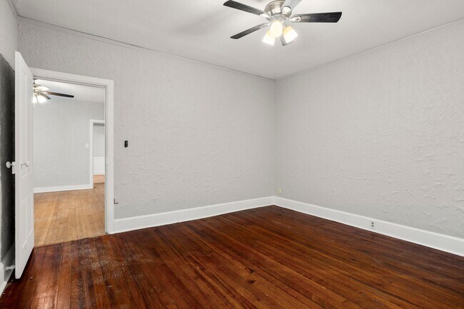 Building Photo - 2111 Madison St