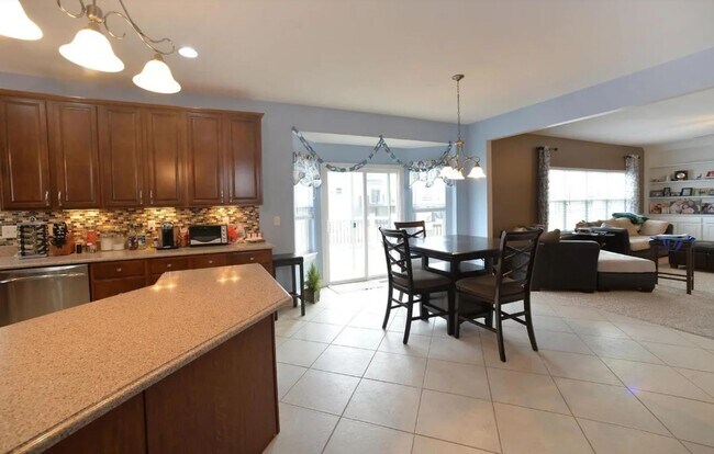 Building Photo - 1425 Red Oak Plantation Dr