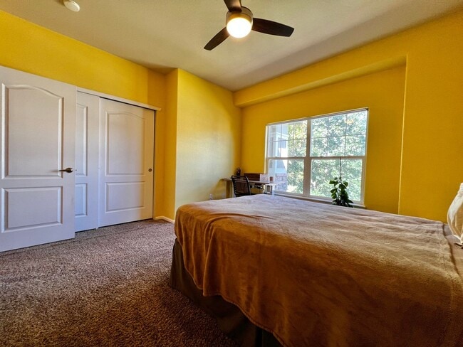 Building Photo - Beautiful 2 Bed 2.5 Bath Condo Near Observ...
