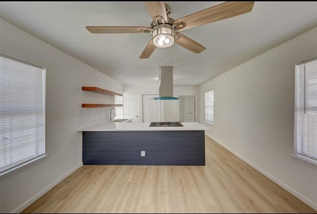 Building Photo - 3911 Winnie St