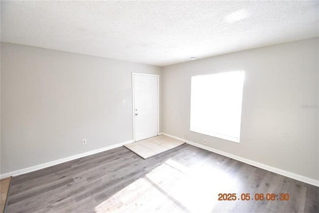 Building Photo - 2205 Irene St