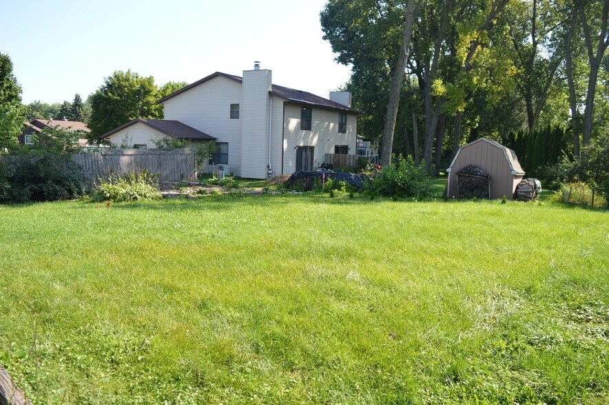 Building Photo - 2543 Chesapeake Dr