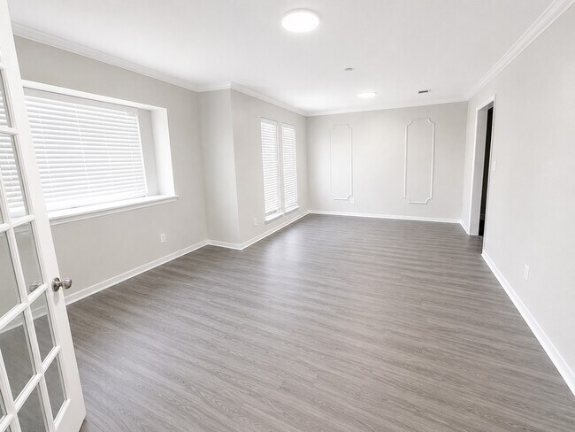 Building Photo - 24207 Shellbrook Dr
