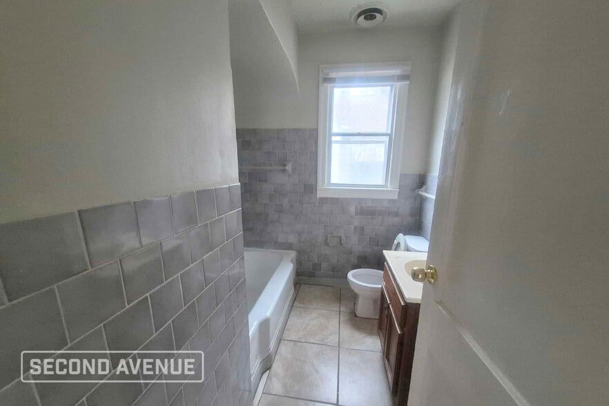 Building Photo - 2723 Filmore Ave