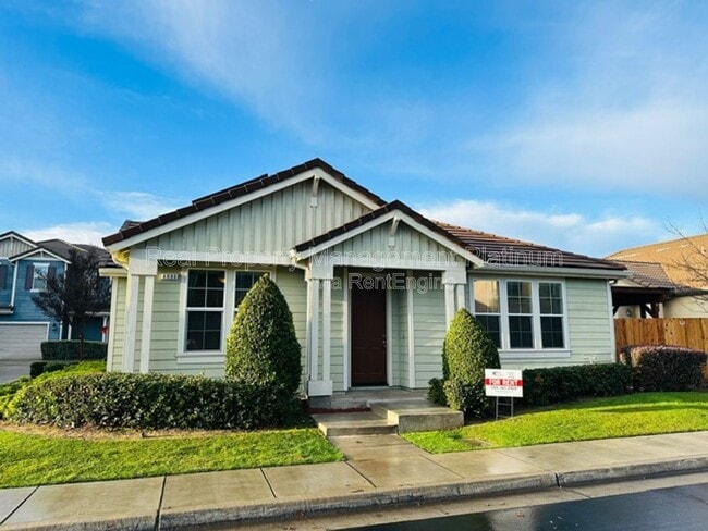 Building Photo - 4333 W Pinsapo Dr