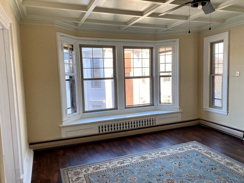 Building Photo - 141 Keyes Ave
