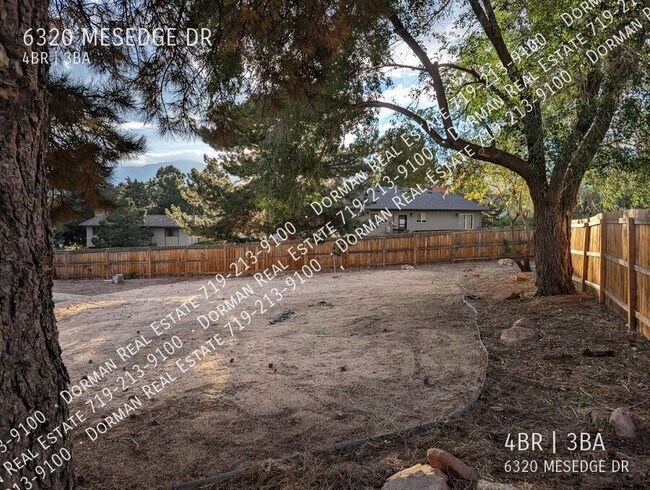 Building Photo - 6320 Mesedge Dr