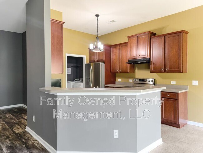 Building Photo - 266 Mayfield Dr
