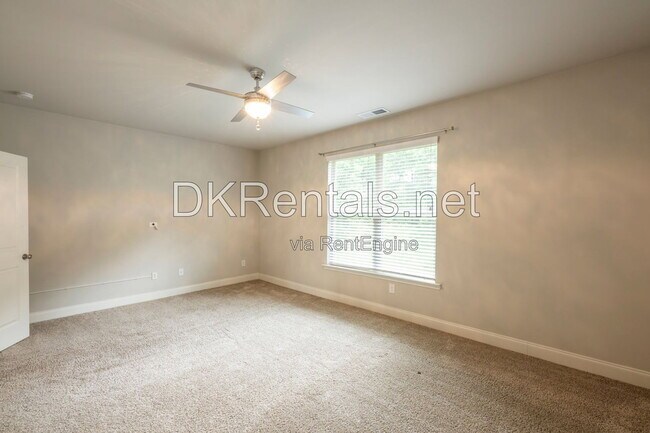 Building Photo - 6220 Trickle Bnd