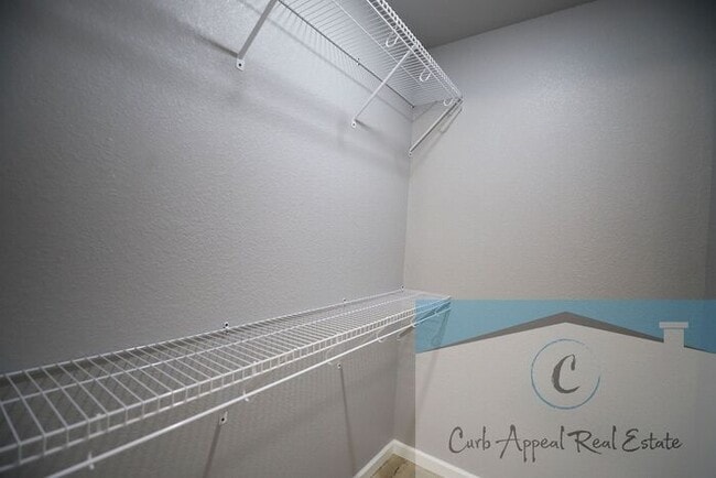 Building Photo - 2-bedroom, 2 bath apartment recently built...