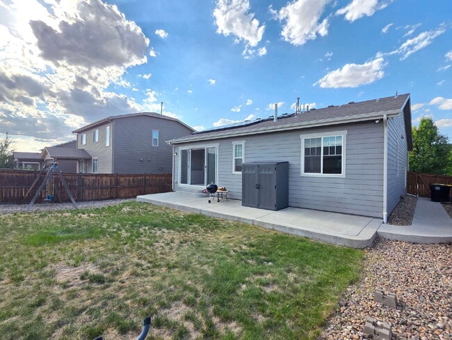 Building Photo - 25606 E Bayaud Ave