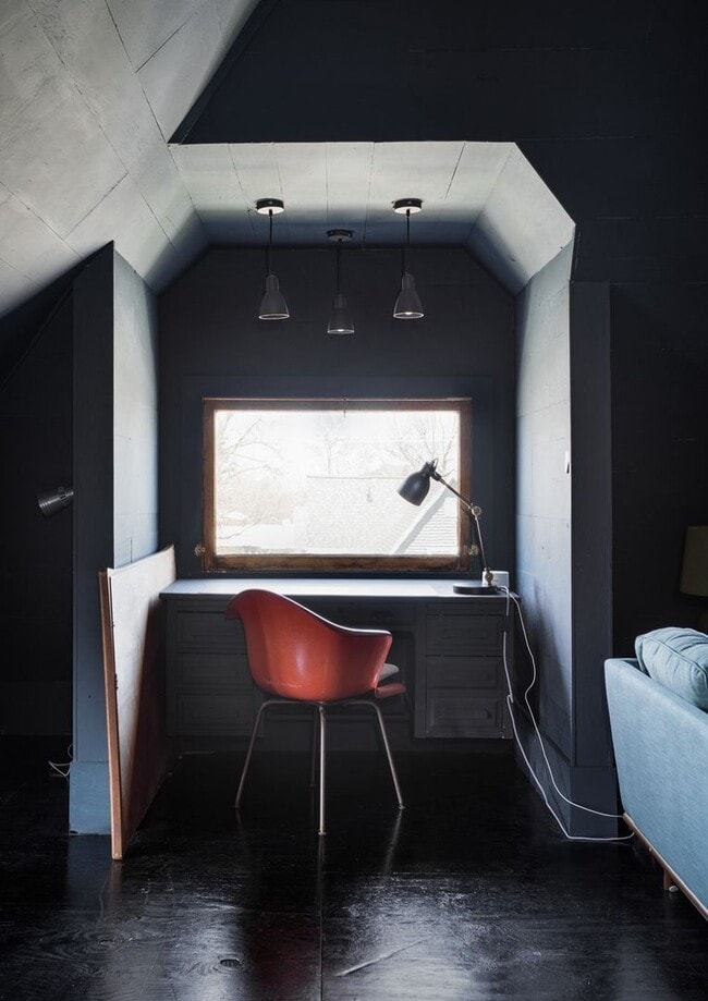 Building Photo - Victorian Gem in the Heart of Downtown – F...