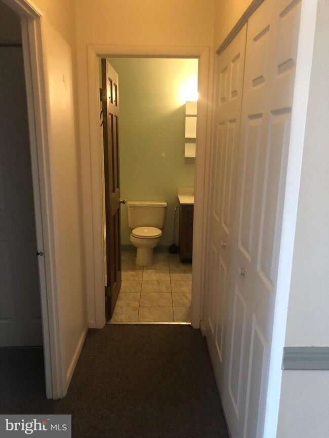 Building Photo - 2900 State Hill Rd