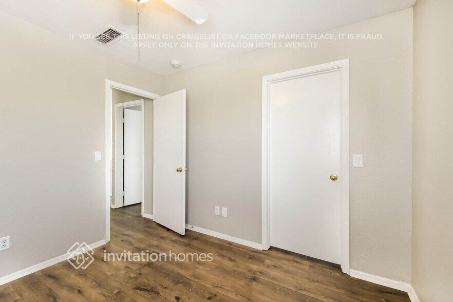 Building Photo - 6991 W Kings Ave