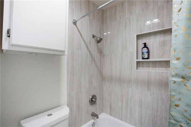 Building Photo - 11609 Rustic Rock Dr
