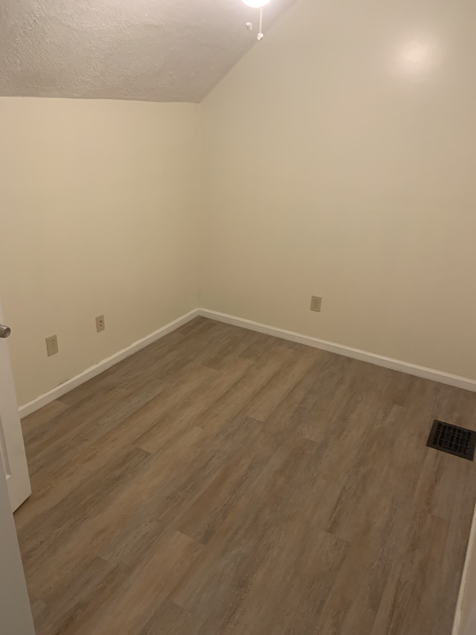Bedroom 2 - 1524 Westwood Ave