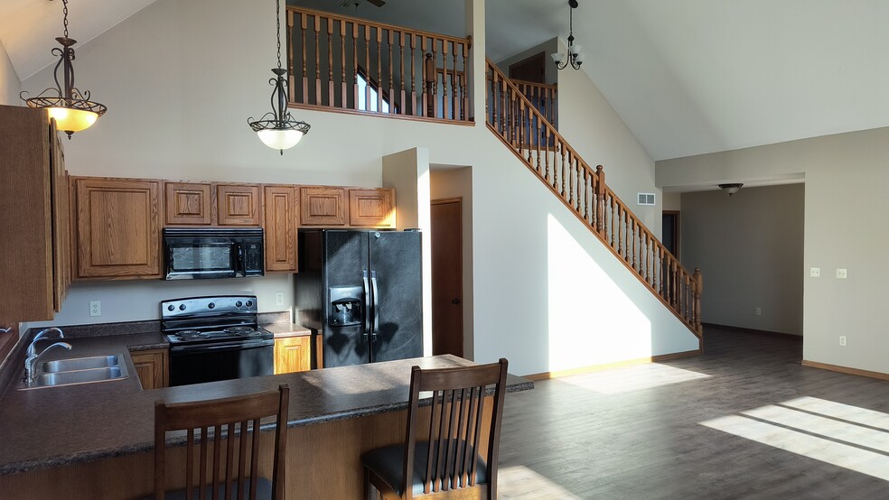 Building Photo - 124 Copperfield Dr