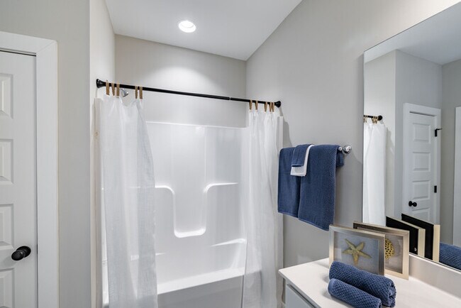 Building Photo - 2021 Weaver Way