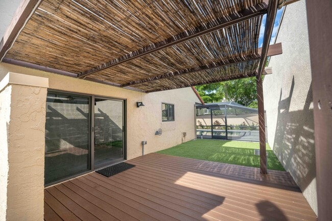 Building Photo - 21356 Sonesta Way