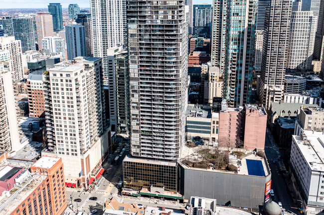 Building Photo - 10 E Ontario St