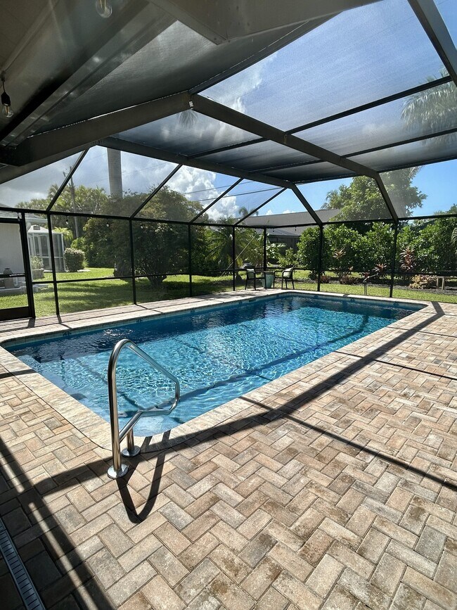 Building Photo - 708 El Dorado Pkwy W