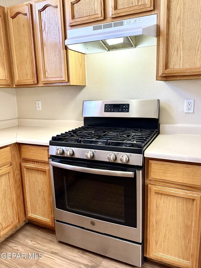 Building Photo - 12408 Tierra Maria Ct