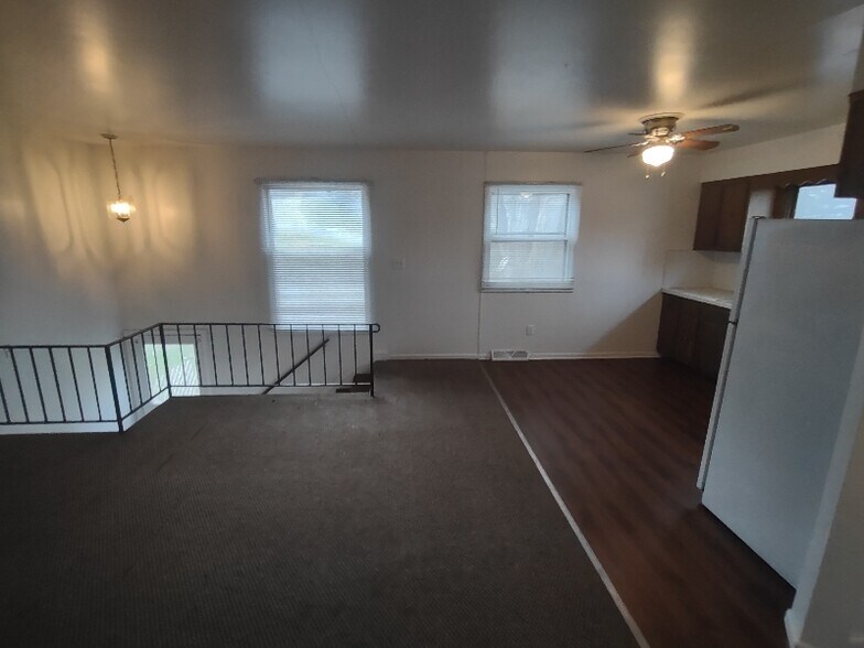Building Photo - 1394 Carriage Hill Dr SE