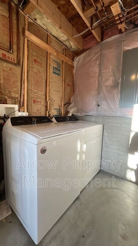 Building Photo - 7355 S 20th St