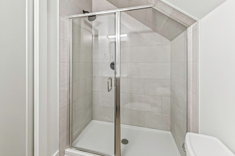 Building Photo - 2133 N Talbott St