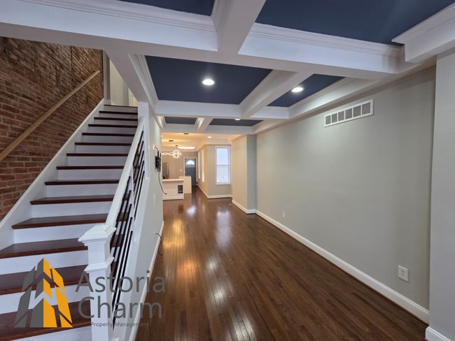 Building Photo - 4 Bedroom Rowhome with Loft Style Primary Suite and Finished Basement