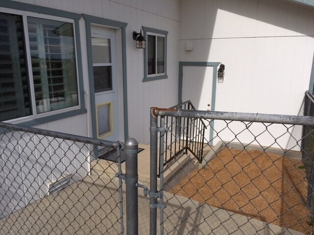 Building Photo - 6650 Harris Dr