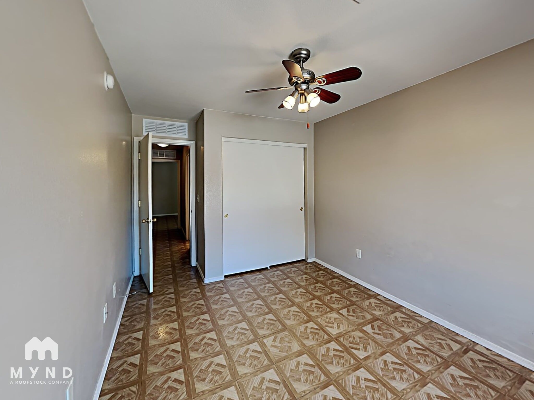 Building Photo - 2018 E Calle Arroyo Lindo