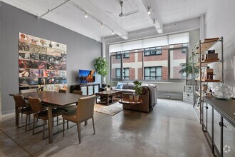 Building Photo - 700 N Washington Ave